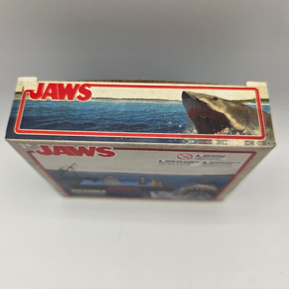 Jaws Zen Garden Resin Figure Set Universal Monsters Collectible 50th Anniversary - Picture 5 of 6
